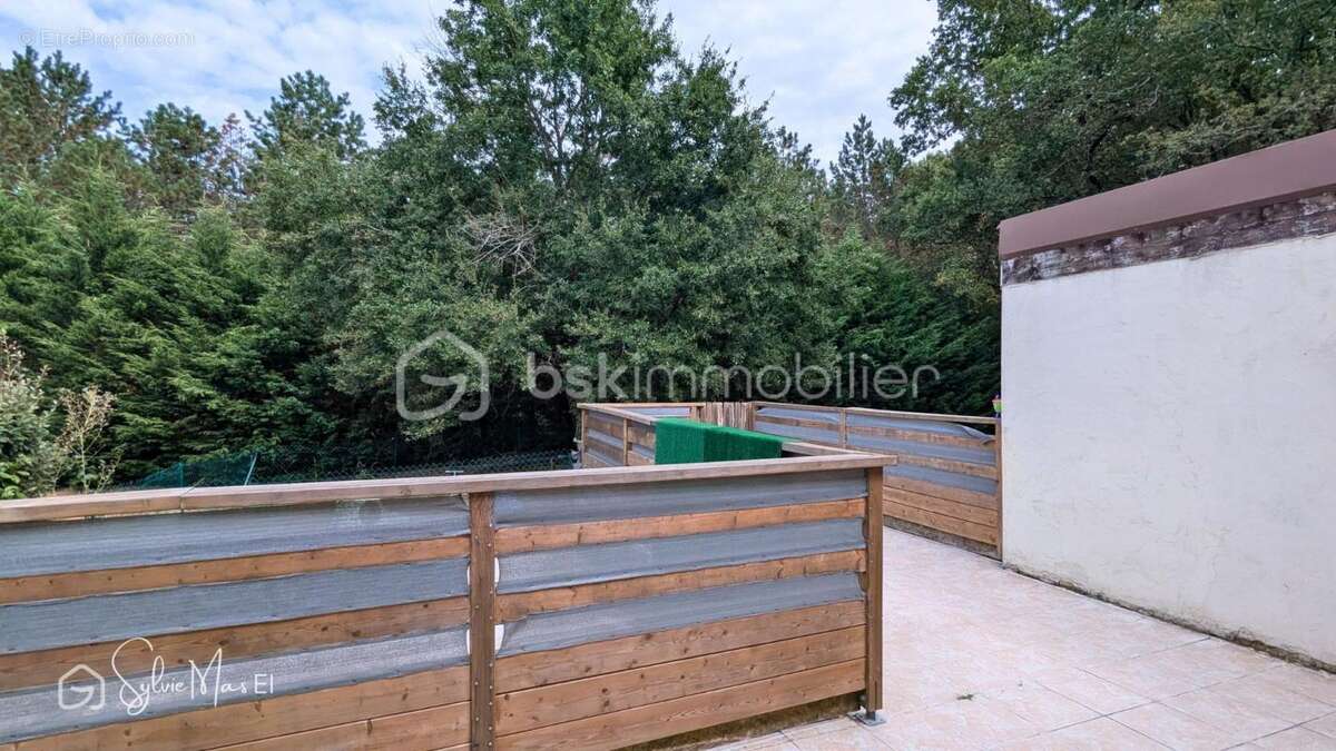 Maison 5 chambres - jardin 3320 m2 - photo 11