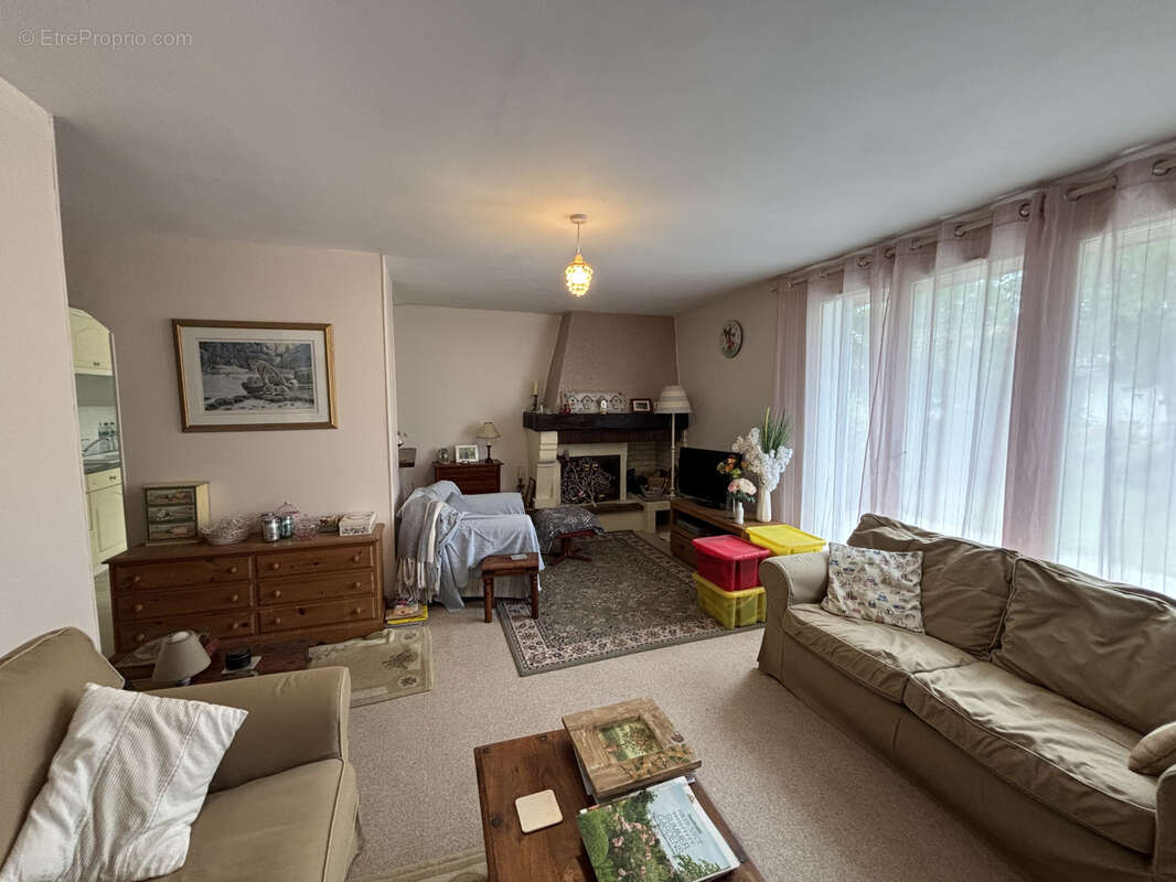 Maison à SAINT-AULAYE