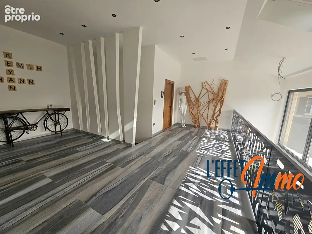 Maison moderne à Guebwiller : des volumes incroyables et un potentiel rare ! - photo 5