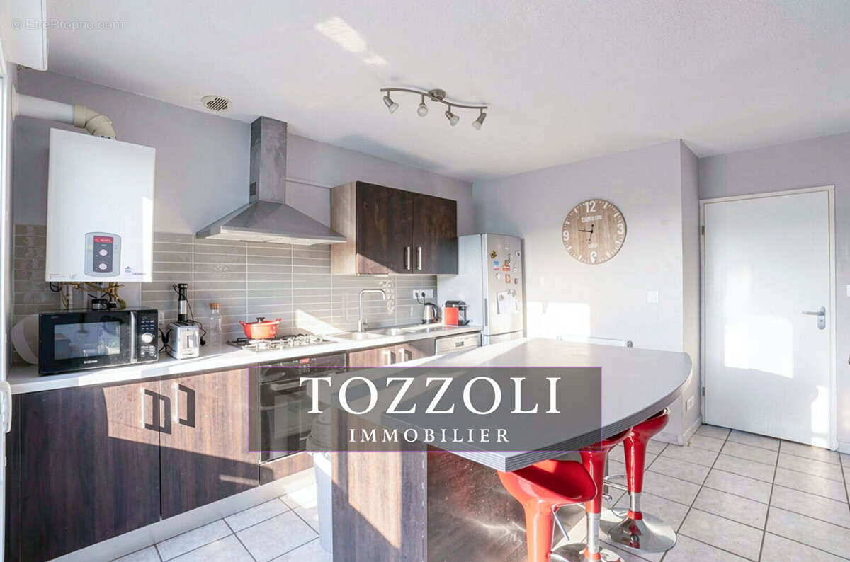 Appartement à HEYRIEUX