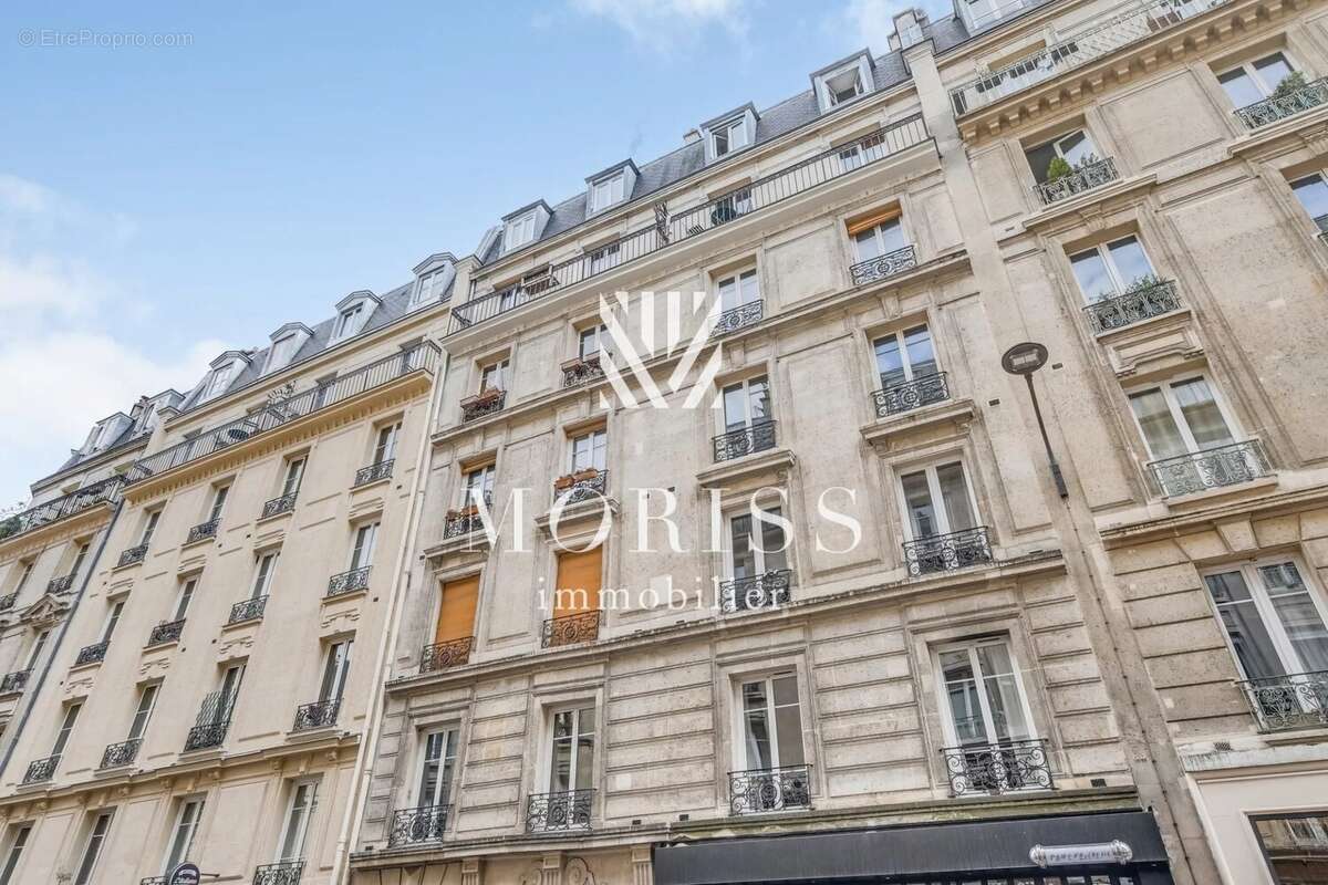 Appartement à PARIS-18E