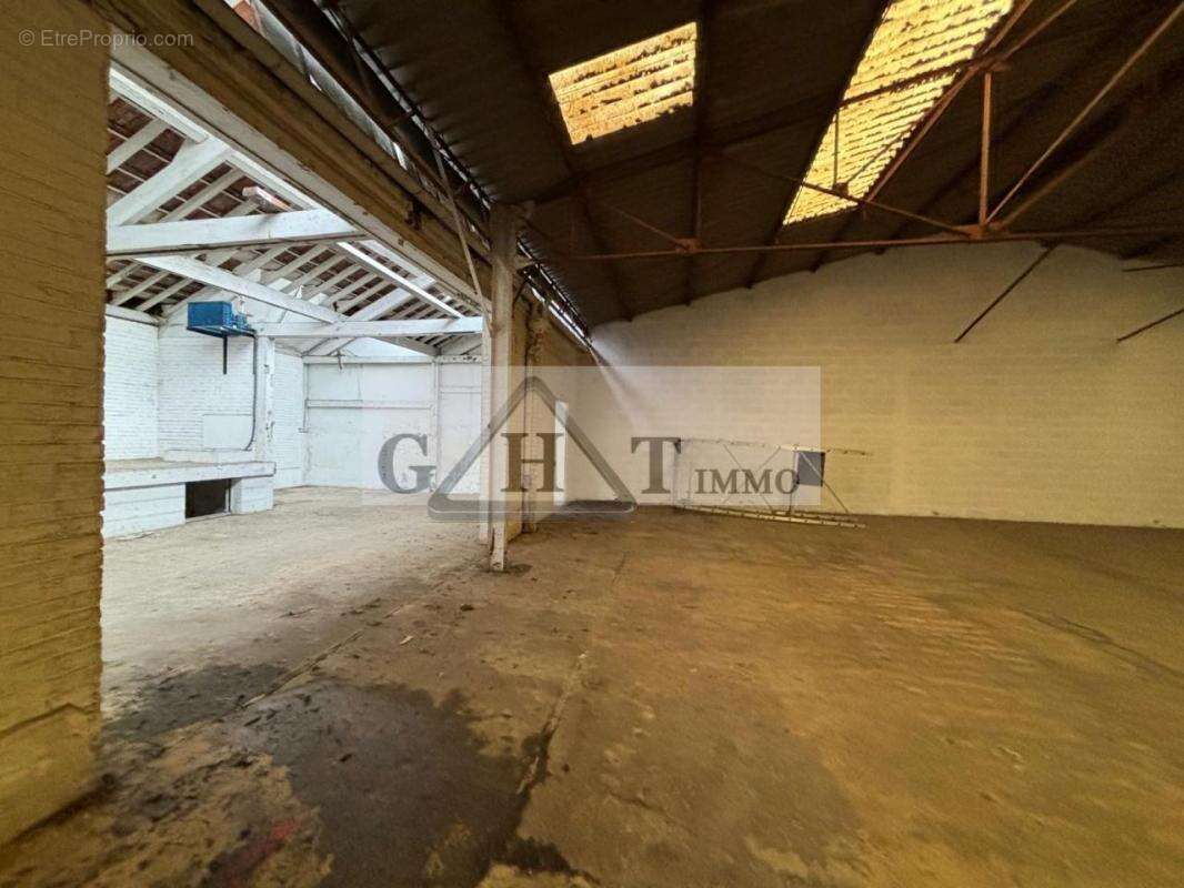 Commerce à SAINT-MAUR-DES-FOSSES