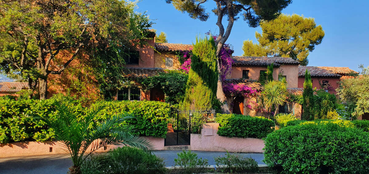 Maison à ROQUEBRUNE-CAP-MARTIN