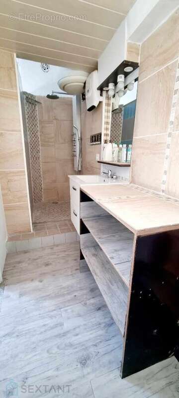 Maison à MIREFLEURS