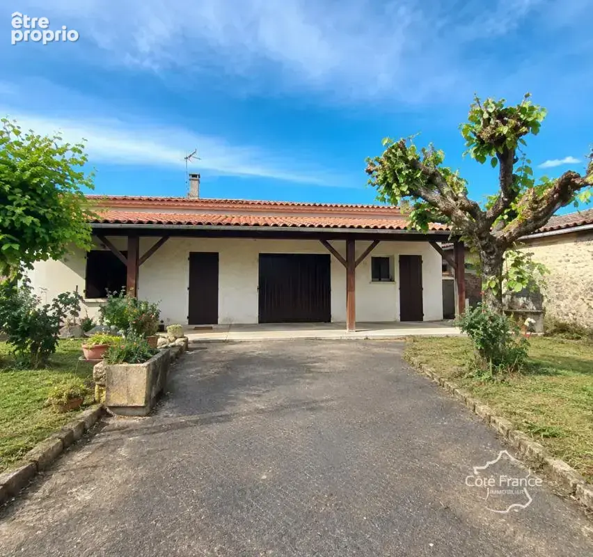 Photo Maison à Illats au prix de 245 000€