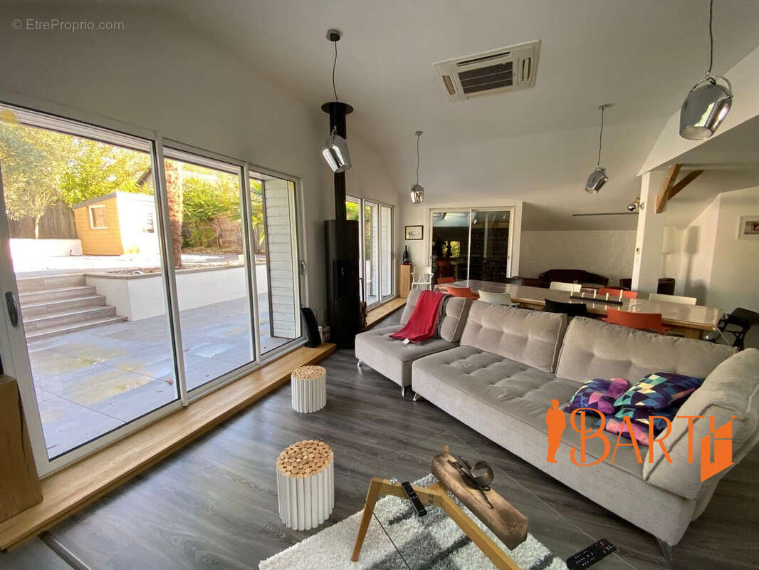 Maison à SAINT-GERMAIN-DU-PUY