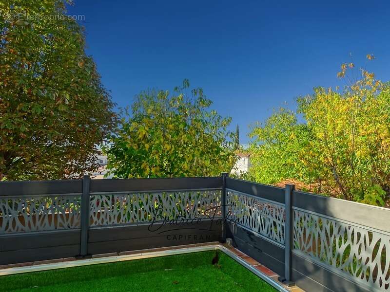 Maison à POURRIERES