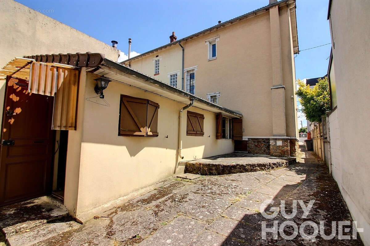Maison à vendre à Houilles - Le Tonkin - photo 3
