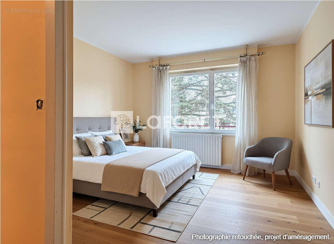 MAISON DE BOURG - LE RHEU - 8 pièces, 5 chambres - 187 m2 - Parcelle 566 m2 - photo 11