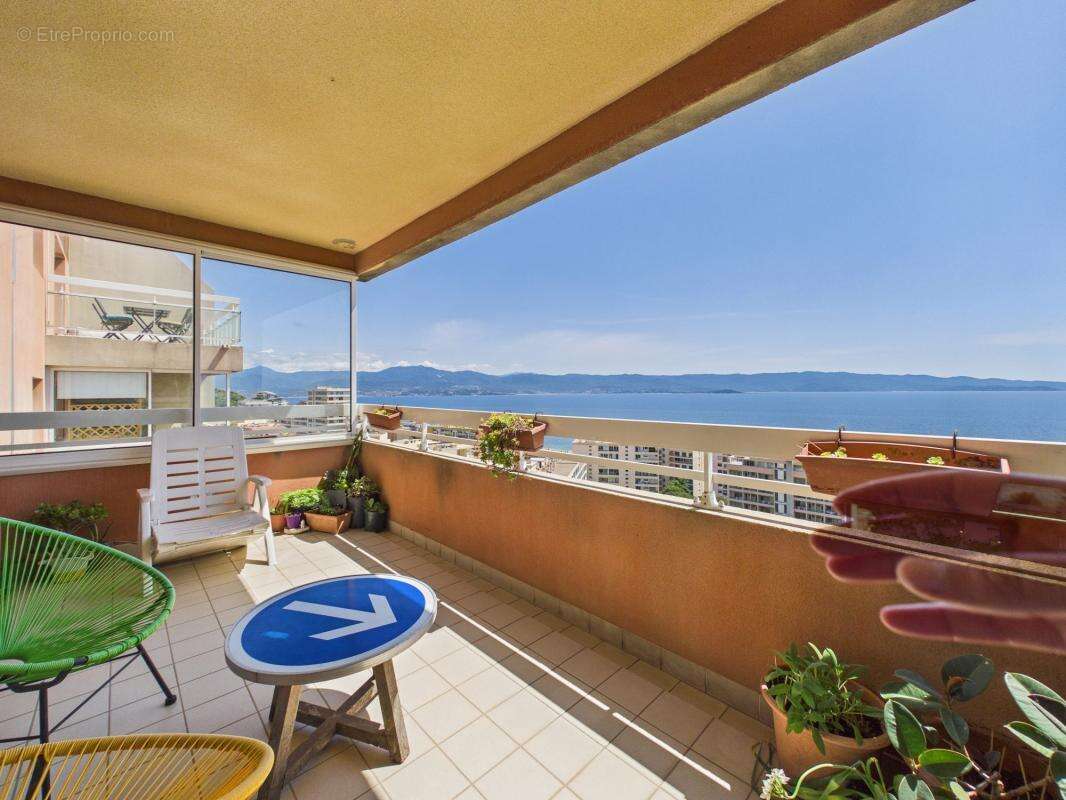 Appartement à AJACCIO