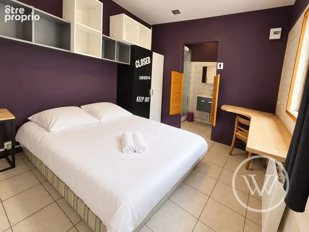 Chambre avec salle d'eau