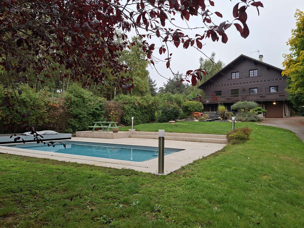 Maison à CHAMBLES
