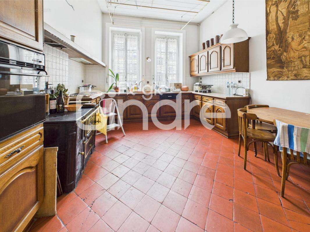 Appartement à LYON-6E