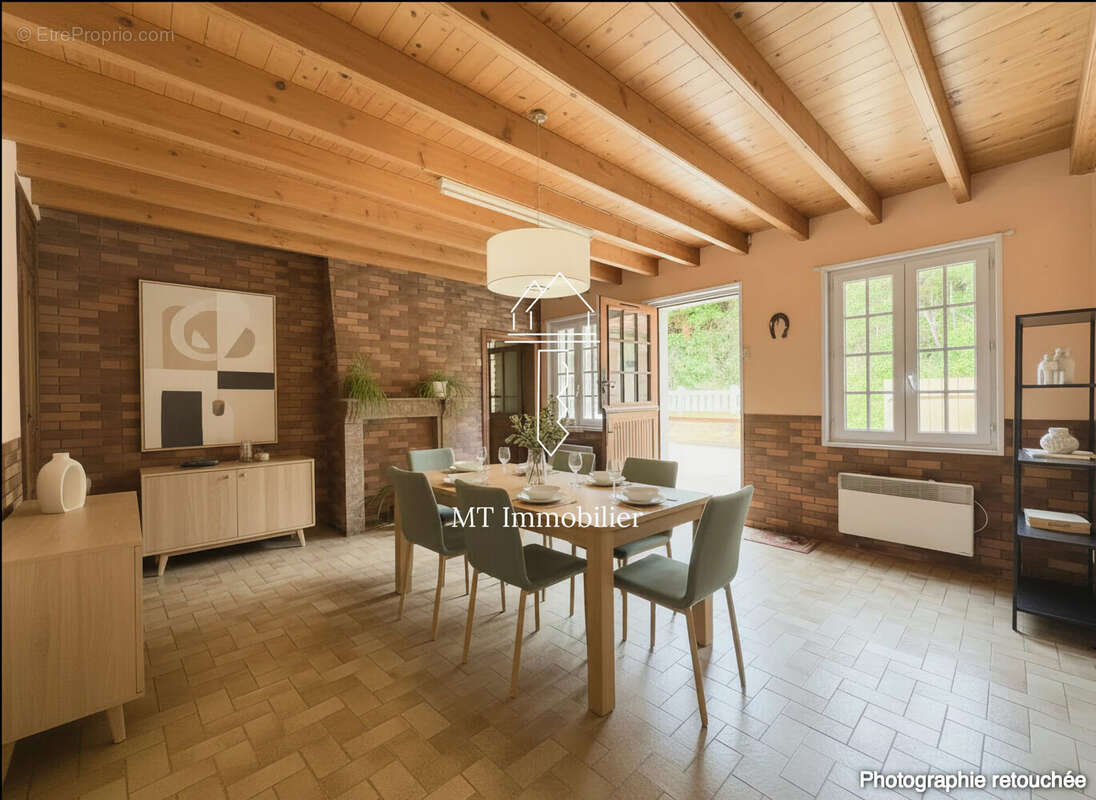 Maison à BEAURAINVILLE