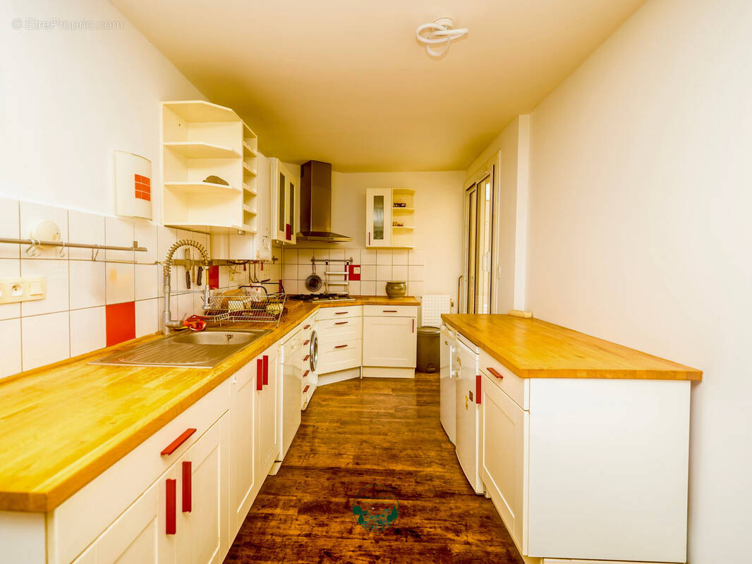 Photo 1 - Appartement à POISAT