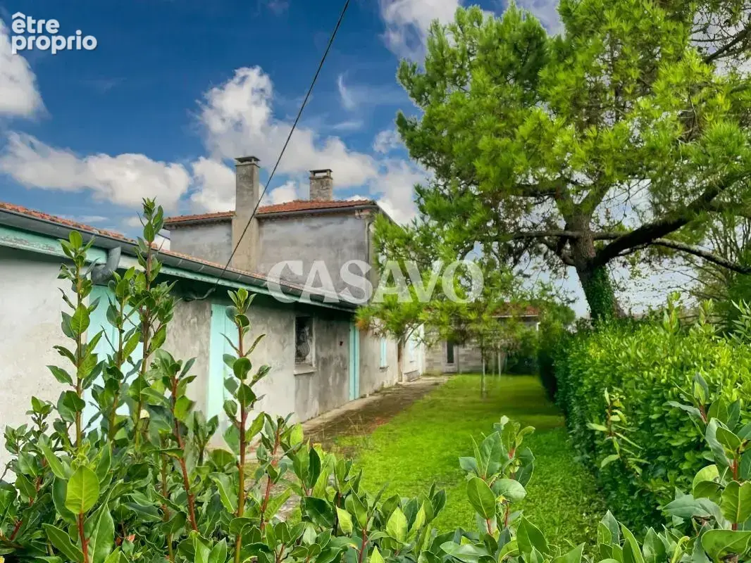 Vente Maison 7 pièces de 220m² - 33590 Jau-Dignac-et-Loirac - photo 2