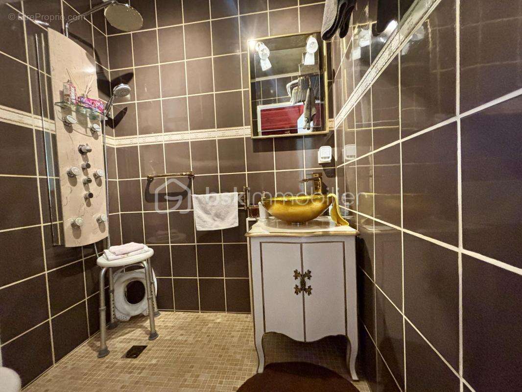 Maison familiale 135 m² – 4 chambres dont 2 suites parentales – Jardin intime sans vis-à-vis - photo 5