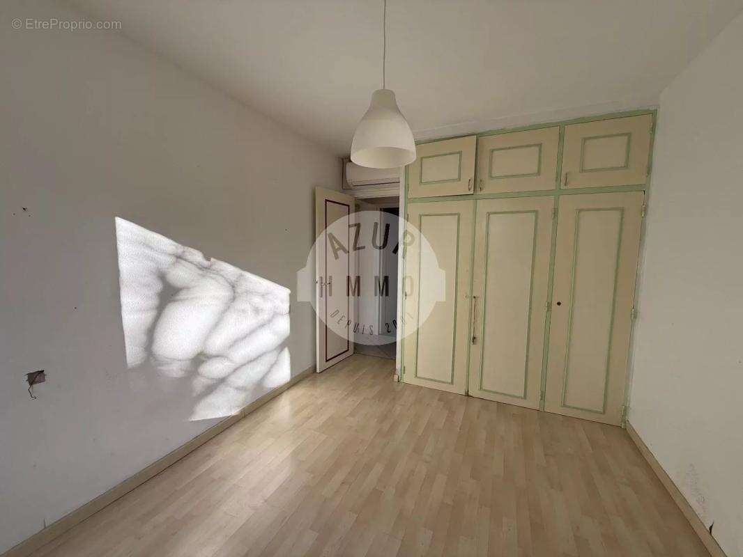 MAISON 198 M² sur 2000m² de terrain, piscine et garage - photo 19