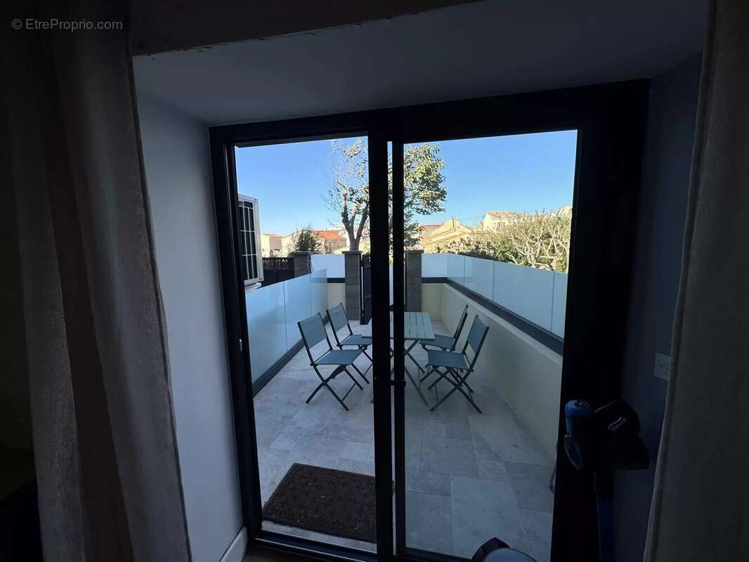 Appartement à MARSEILLE-8E