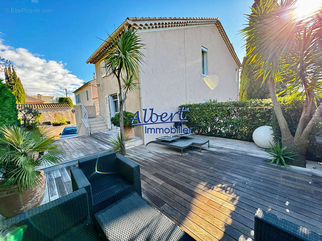 Appartement à SANARY-SUR-MER