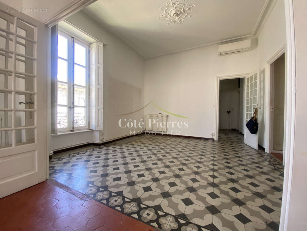 Bel appartement ancien Type 5 idéalement situé - photo 6