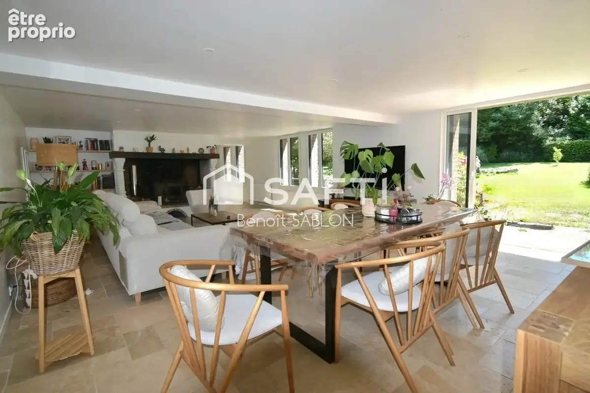 Photo 1 - Maison à LES TROIS-PIERRES