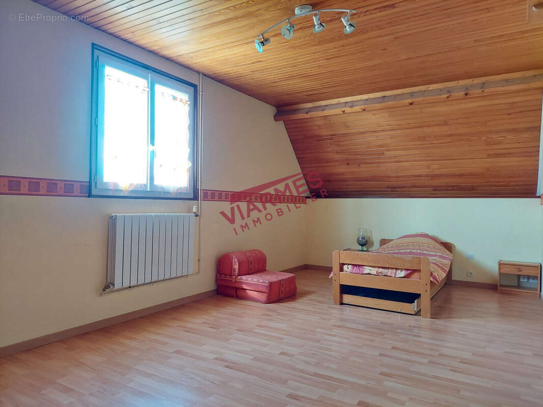 Maison à SAINT-MARTIN-DU-TERTRE