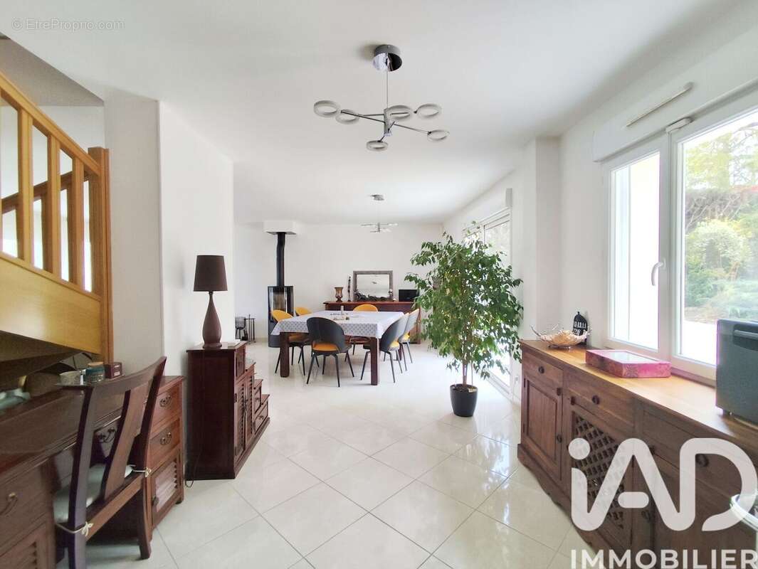 Photo 6 - Maison à LA VILLE-DU-BOIS