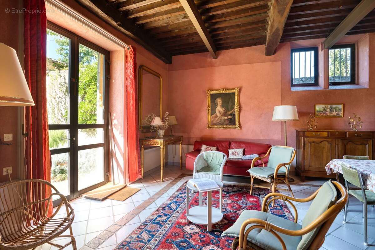 Maison à CHAZAY-D&#039;AZERGUES