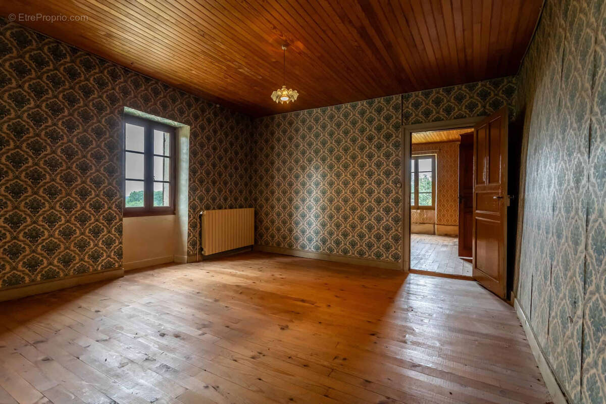 Country property to renovate - photo 4