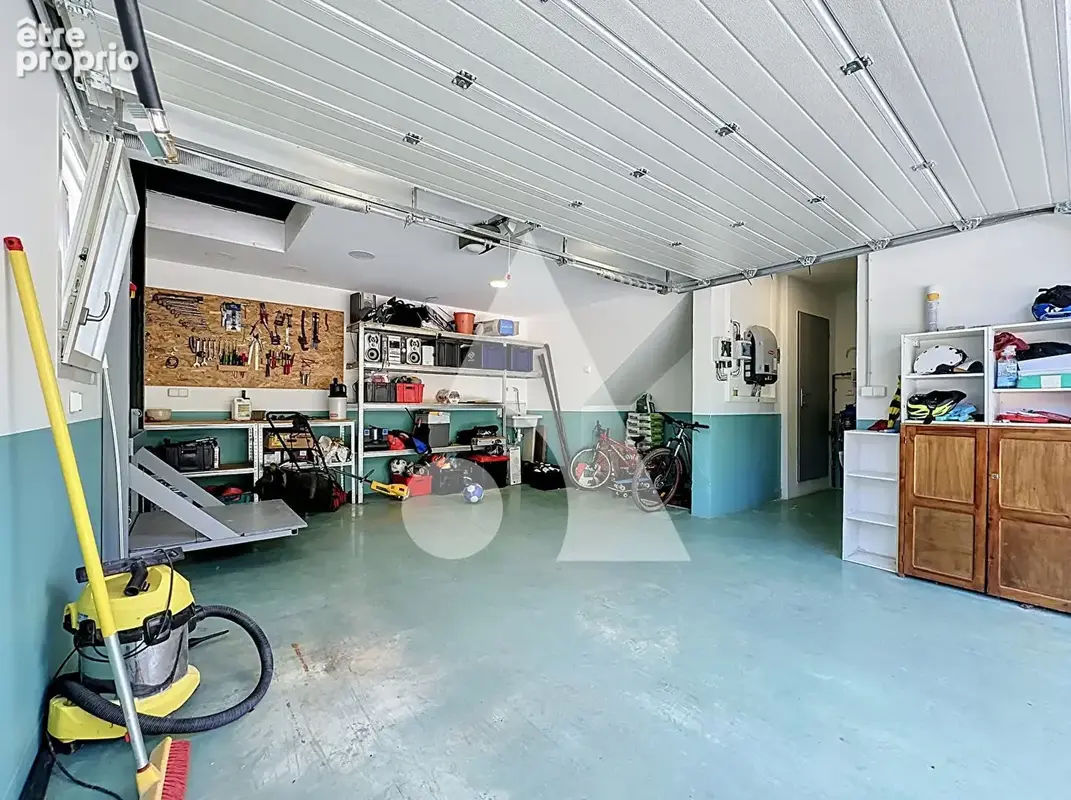 Villa contemporaine d'exception - RAMBAUD (05000) - Type 4 - photo 10
