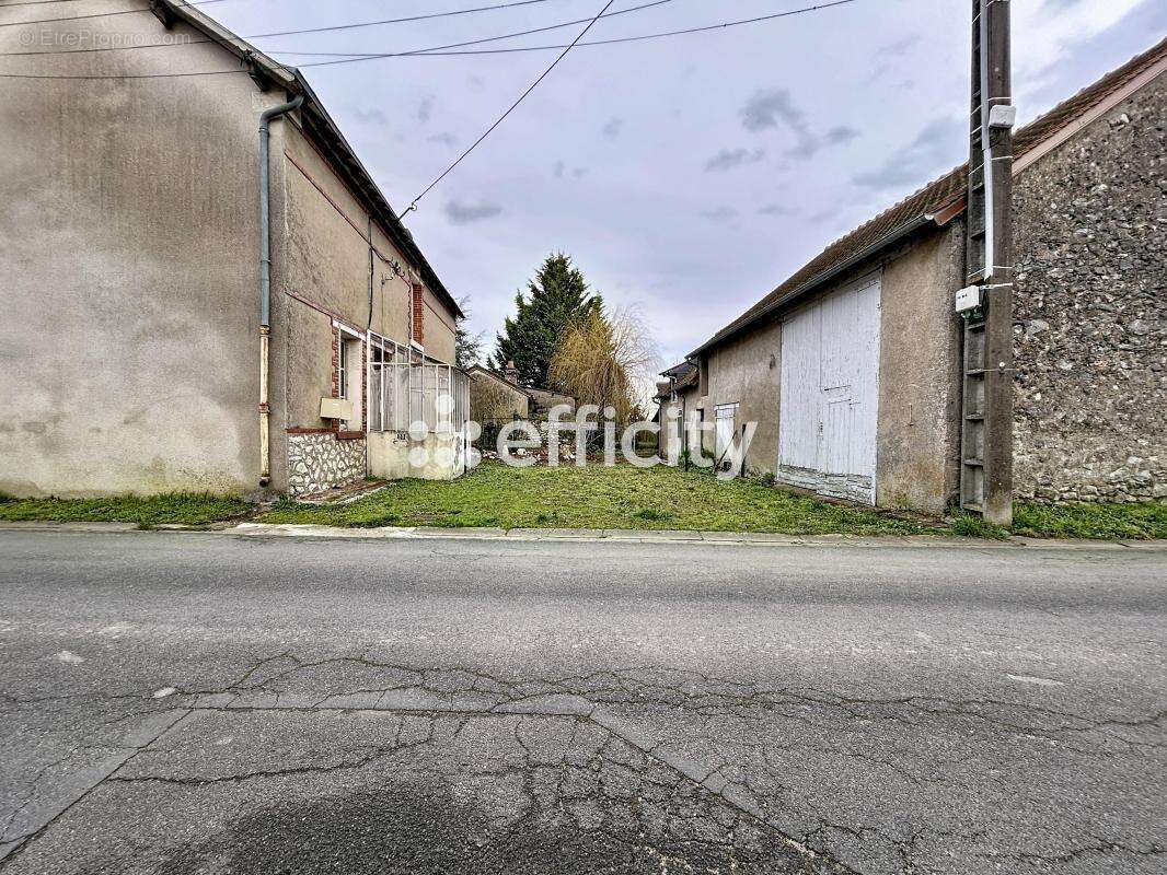 Maison à HUISSEAU-SUR-COSSON