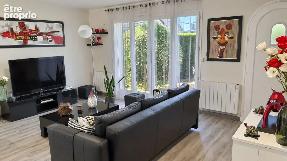 Maison  familiale 4 à 5 chambres- 128.80 m2 - La Riche - photo 7
