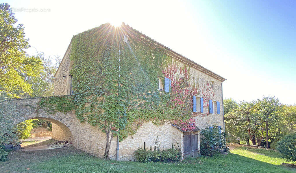 Autre à GRAMBOIS