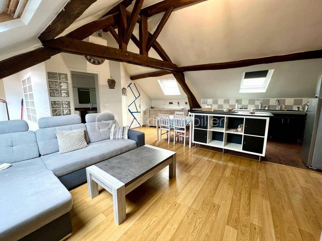 Appartement à PITHIVIERS