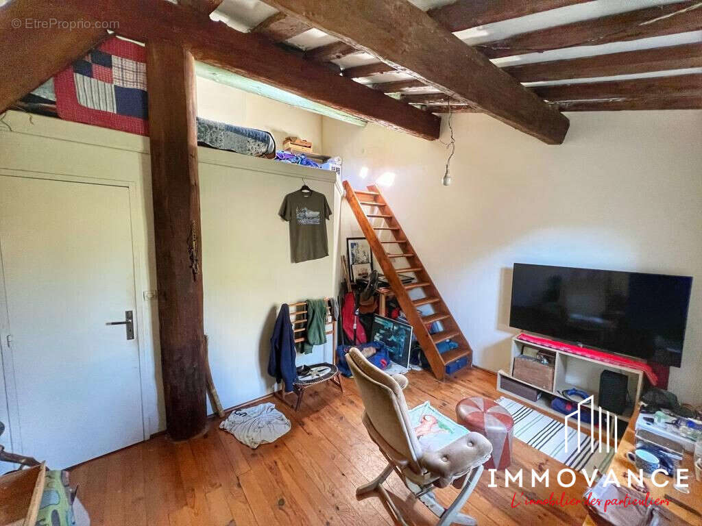 Maison à SAINT-BRES