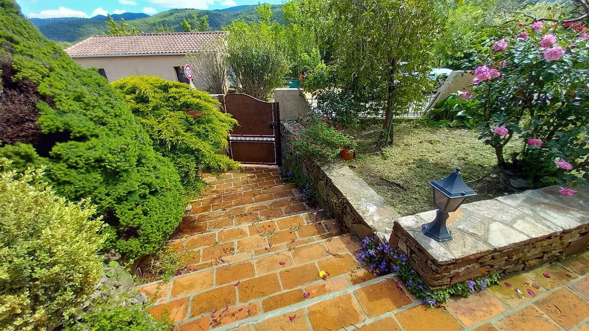 Maison à LE POUJOL-SUR-ORB