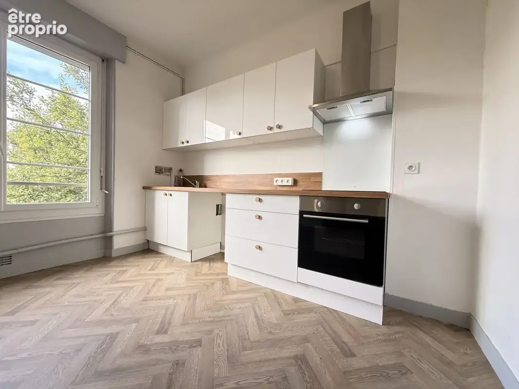 Appartement 89 m² à Pontivy  - photo 2