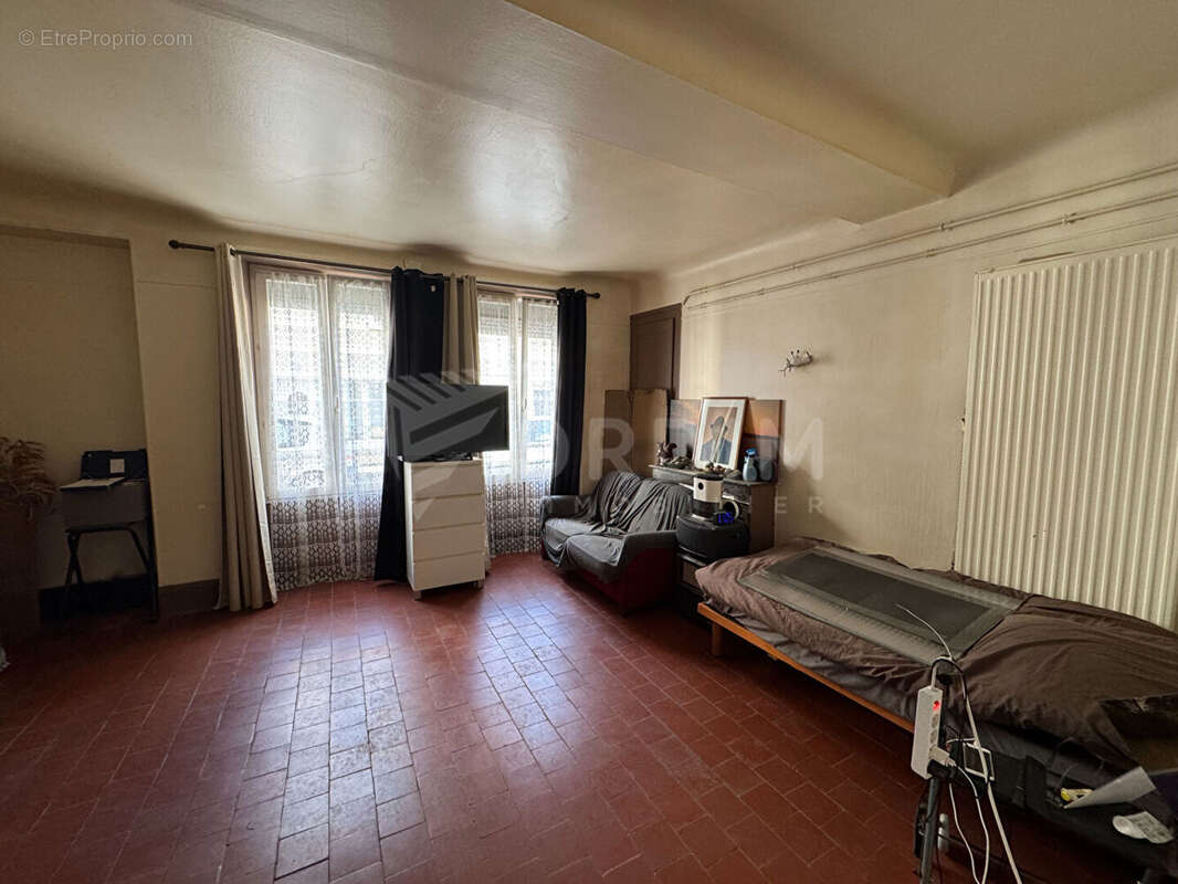 Maison à COSNE-COURS-SUR-LOIRE