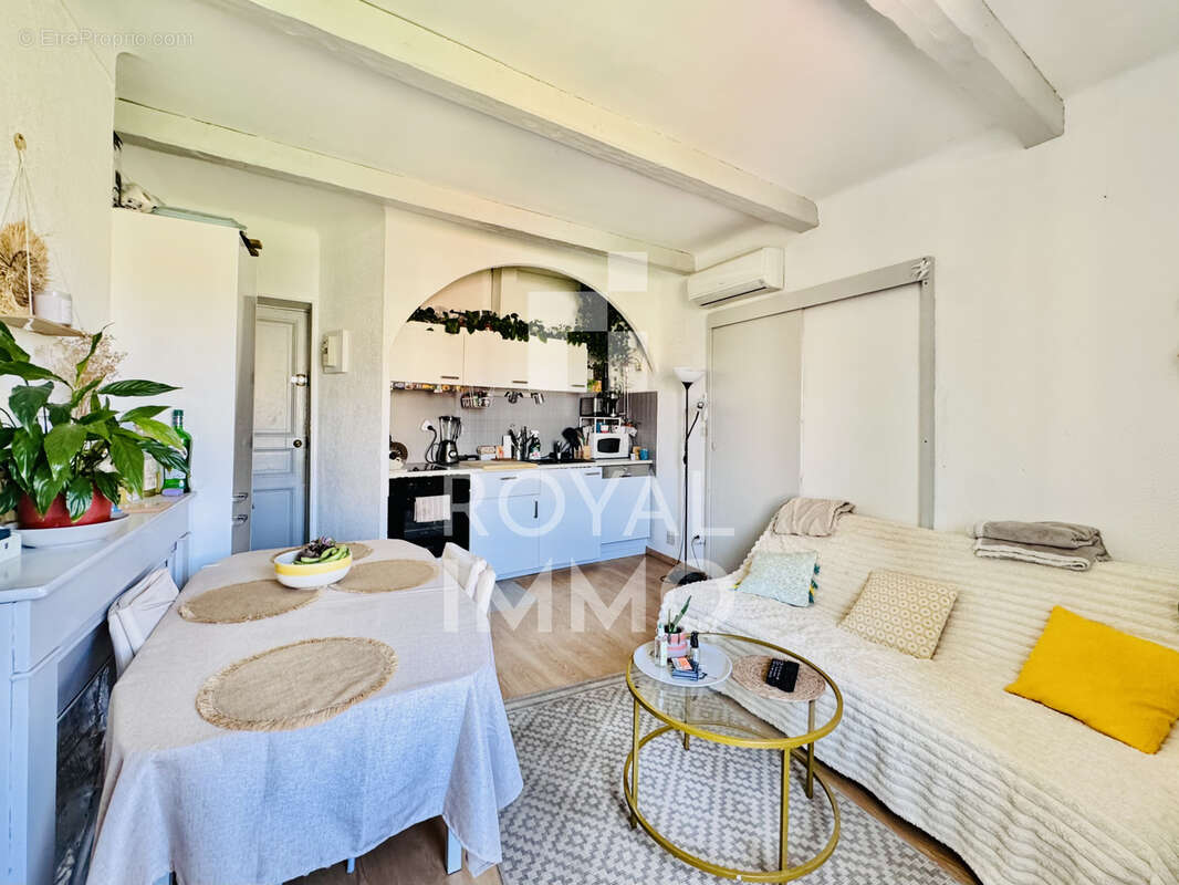 Appartement à SANARY-SUR-MER