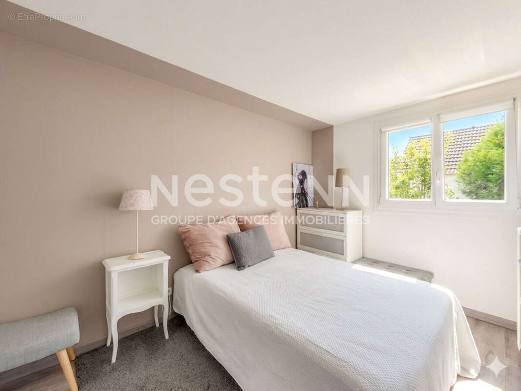 Vente Quartier des Berchères Maison Pontault Combault 5 pièces - 3 chambres - Jardin - photo 7