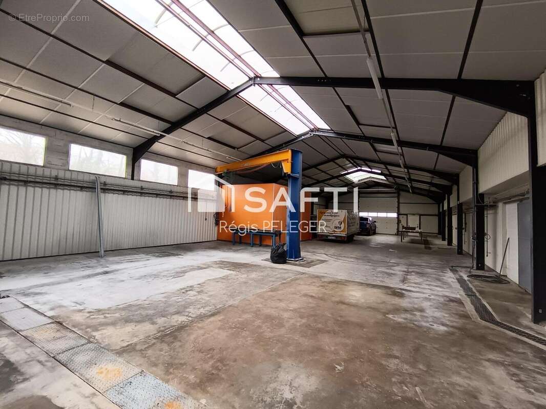 Photo 6 - Commerce à GRANDVILLARS