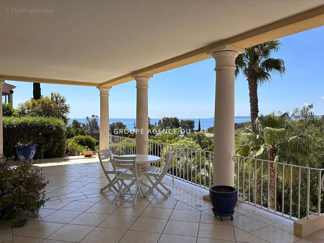 Maison à LES ISSAMBRES