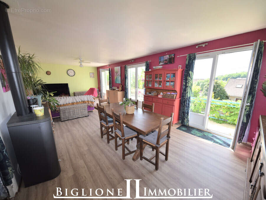 Maison à MONTFERMEIL