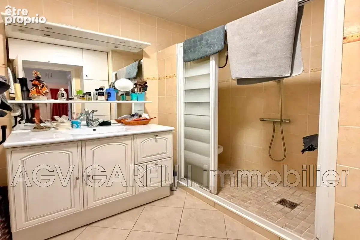 Appartement 3 pièces 71 m² à vendre à Hyeres (83400) - photo 4
