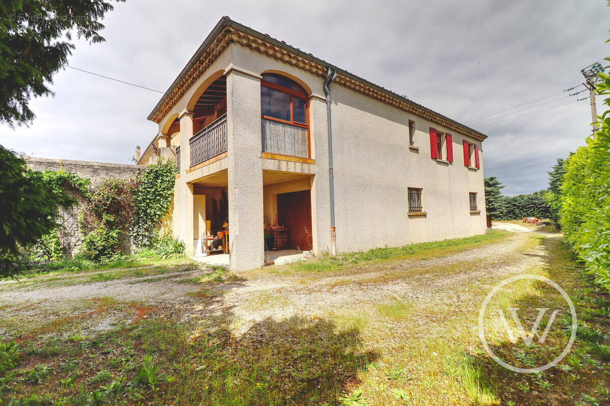 Maison à CHAROLS