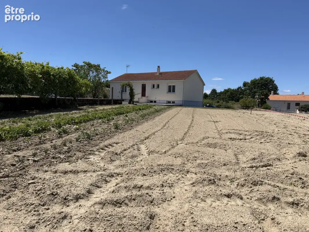 Entre AIZENAY et CHALLANS, maison 4 chambres sur 1432 m2 de terrain - photo 17