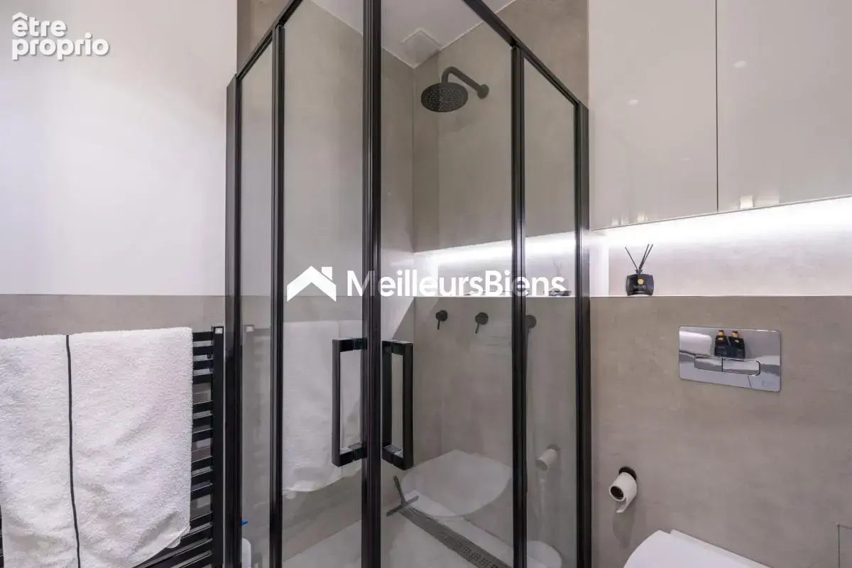 Appartement familial de standing dans un batiment post hausmannien - photo 14