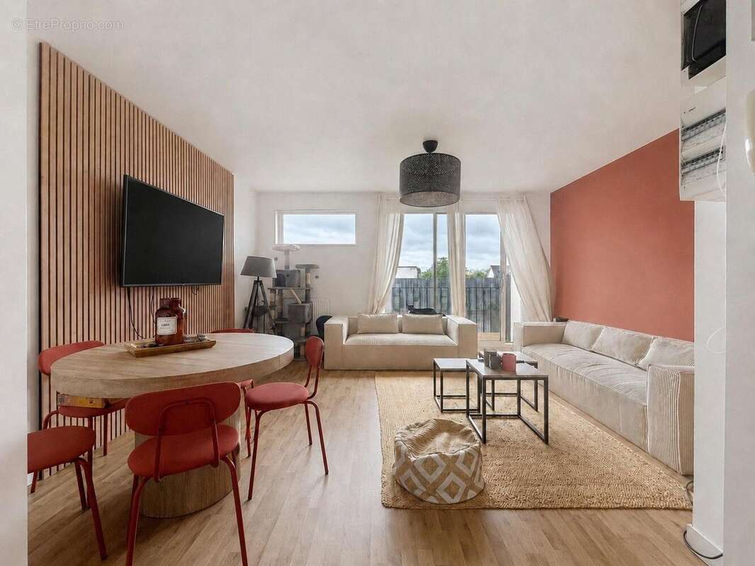 Appartement 70 m² à Guingamp  - photo 2