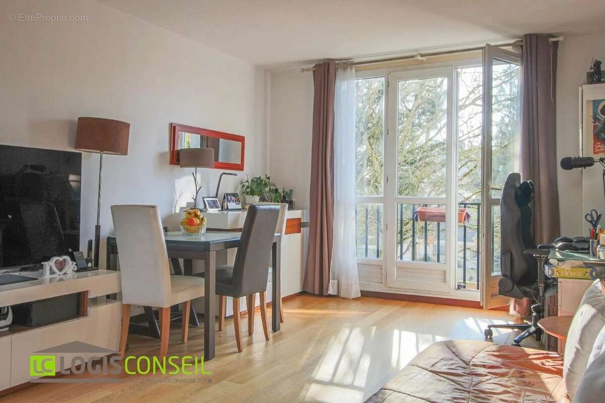 Appartement à CHATENAY-MALABRY